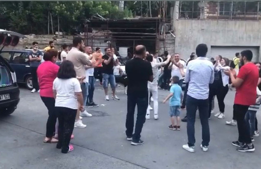 İstanbul'da, asker uğurlamasında trafiği tehlikeye düşüren 14 kişiye ceza