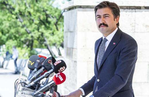 AK Parti çoklu baro teklifini Meclis'e sundu