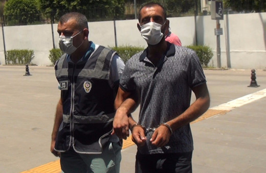 Antalya'da aranan suç makinesi yakayı ele verdi