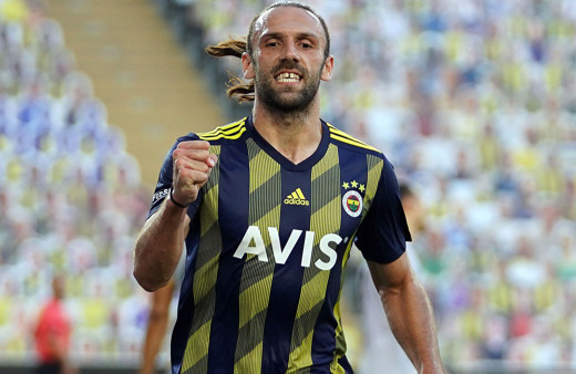 Fenerbahçe Vedat Muriç'i satıp 2 golcü alacak