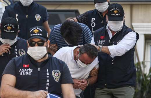 Berat Albayrak ve Esra Albayrak hakkında çirkin paylaşım! 16 kişiden biri tutuklandı