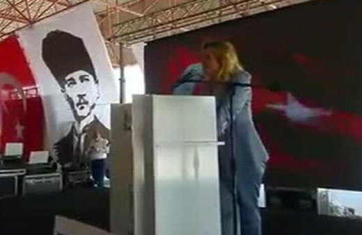 İYİ Partili Aylin Cesur'dan skandal sözler: Salda Gölü'nün kumlarını uygun yerlerine monte ederiz