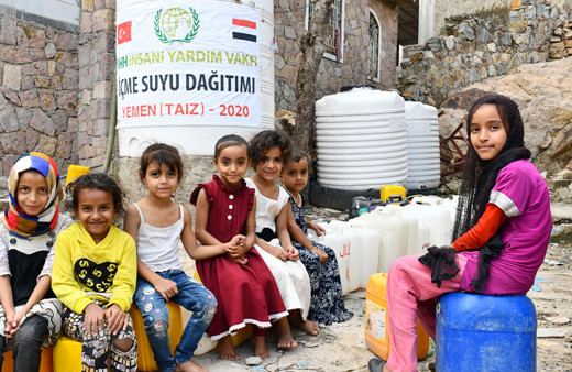 Türkiye’den insani krizin sürdüğü Yemen’e 250 bin kişilik yardım!