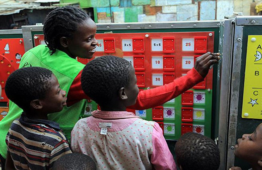 Kenya'da okullar 2021'e kadar kapalı kalacak