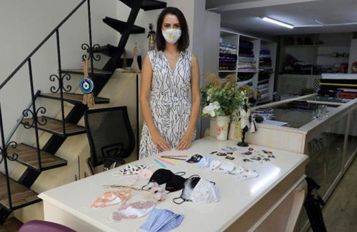 Edirne'de koronayı fırsata çevirdi kişiye özel maske üretiyor taleplere yetişemiyor