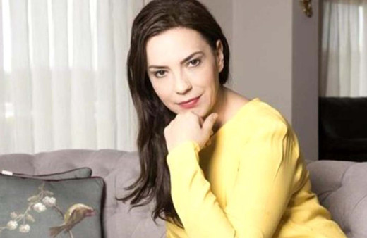 Yeşim Salkım, pandemi döneminde maske üretmeye başlayanlara öfke kustu: Sahtekarsınız