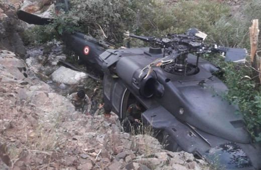 Bingöl'de operasyondan dönen helikopter zorunlu iniş yaptı sebebi teknik arıza
