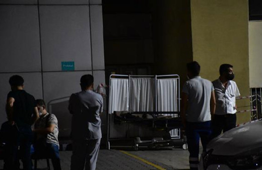 Kaldığı hastanede 6'ncı kattan atlayarak intihar etti