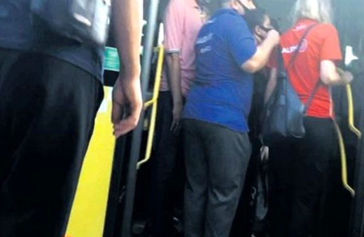 Metrobüste kadın polise taciz etti! Sonra da bakın kendini nasıl savundu?