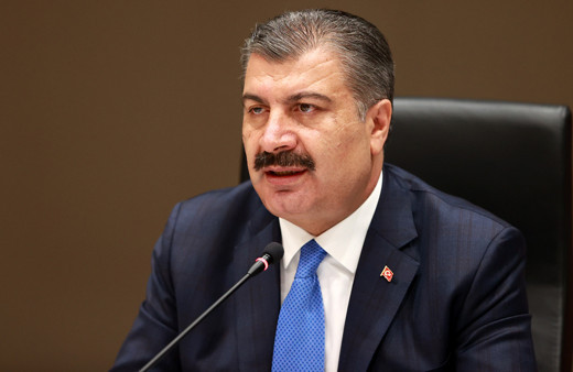 Sağlık Bakanı Koca'dan maskeli bayram mesajı