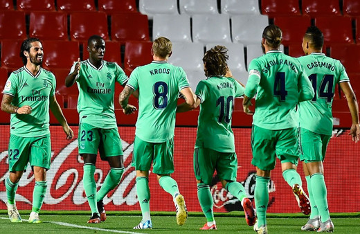 Real Madrid adım adım şampiyonluğa koşuyor