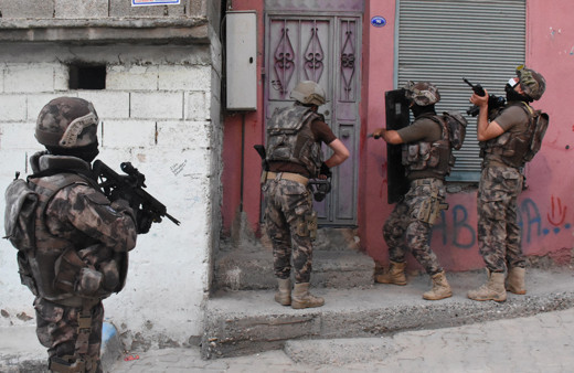 Gaziantep'te terör örgütü PKK operasyonu HDP il başkanı ile 33 kişi gözaltında