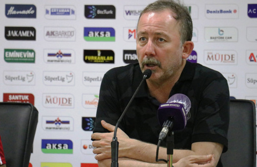 Sergen Yalçın: Psikolojisi zor maçtı rahat bir galibiyet aldık