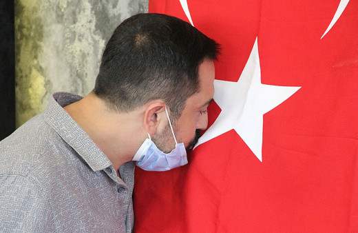 O fotoğrafla sembol olmuştu 15 Temmuz’u anlattı