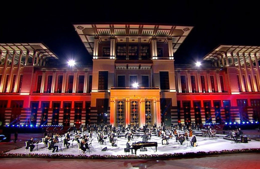 Cumhurbaşkanlığı Külliyesi'nde 15 Temmuz'a özel konser