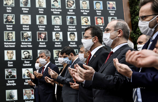 İBB'de 15 Temmuz şehitleri anıldı