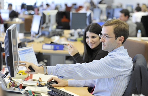 Kamu düşünenler dikkat! Kamuya yüzlerce personel alımı var işte o ilanlar