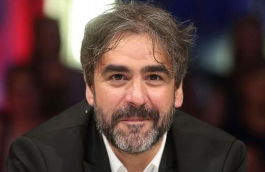 Mahkemeden gazeteci Deniz Yücel'e 2 yıl 9 ay hapis ceza