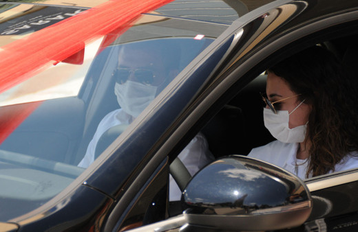 Eskişehir'de yüzük alan çift bir taşla iki kuş vurdu