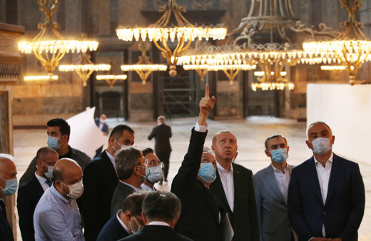 Cumhurbaşkanı Erdoğan'dan Ayasofya Camii'ne sürpriz ziyaret