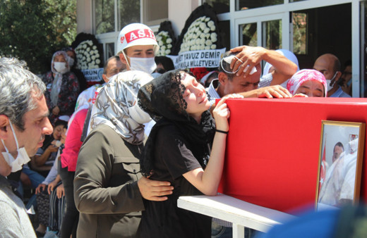 Muğla şehidini son yolculuğuna uğurladı