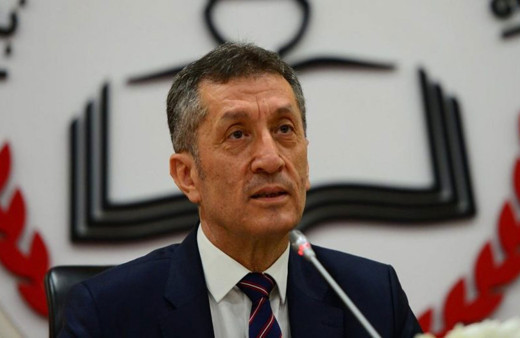 Ziya Selçuk: Önümüzdeki öğretim yılından itibaren öğretmenlerinizle bir araya geleceksiniz