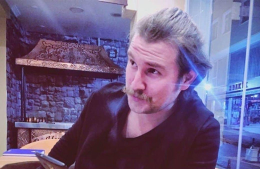 Tiyatro oyuncusu Enes Özkan saunaya girip çıktı öldü