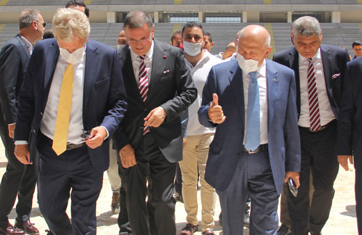 Nihat Özdemir Hatayspor'un yeni stadını inceledi