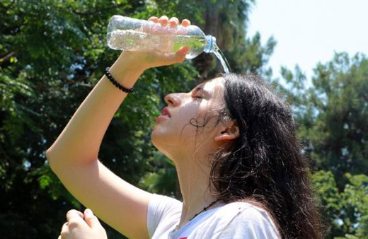 Yağış gitti bunaltan sıcaklar geldi! Meteoroloji uyardı fena bastıracak