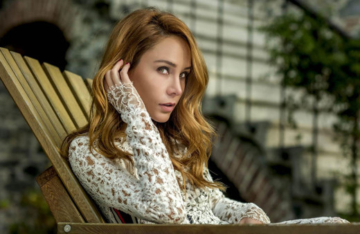 Burçin Terzioğlu sevgilisiyle halk plajını tercih etti beğenileri kaptı 'Halkın starı Burçin'