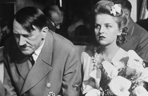 Hitler'in cinsel yaşamı ifşa oldu! Sevişirken kendine tekme attırırdı