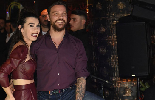 Sinan Akçıl Burcu Kıratlı yeniden evleniyor işte böyle evlilik teklifi etti