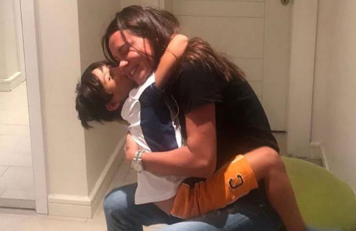 Tatil pozları olay olan Ebru Şallı konuştu! "Ölmemi istiyorlar"