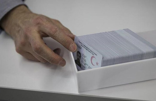 Tüm babaları ilgilendiriyor Yargıtay'dan emsal 'soyadı' kararı!