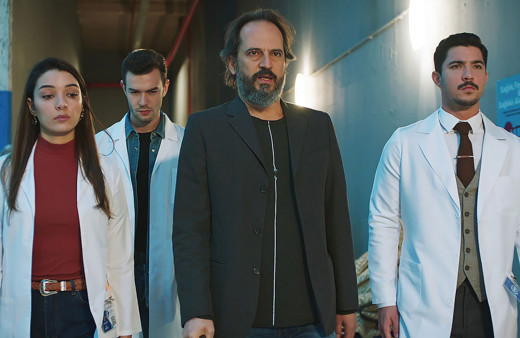 Kanal D Hekimoğlu dizisine Belçim Bilgin katıldı bakın hangi rolü oynayacak