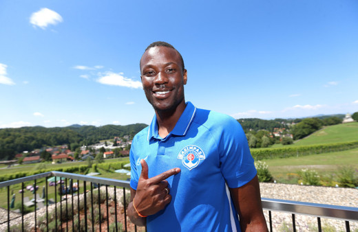 Fenerbahçe iki oyuncu gözden çıkarıp o golcüyü alıyor!