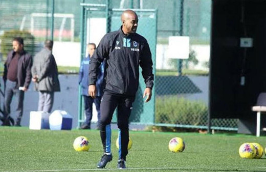 Trabzon'un hocası Eddie Newton, Türk kızıyla evlenip Müslüman olmuş