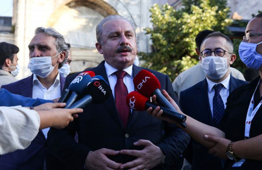 TBMM Başkanı Şentop'tan bayram namazı sonrası Fransa'ya Doğu Akdeniz resti