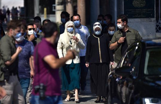 İYİ Parti Genel Başkanı Akşener Ayasofya-i Kebir Cami-i Şerifi'ni ziyaret etti