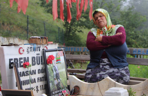 Trabzon'da Şehit Eren Bülbün'ün annesinden Ekrem İmamoğlu'na tepki! Şimdiye kadar neredeydin?