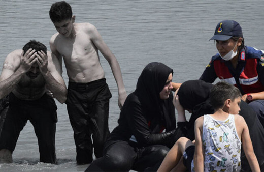Burdur Salda Gölü'nde boğulan çocuğun cansız bedenine ulaşıldı