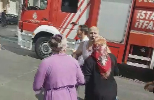 Esenyurt'ta 4 katlı binada korkutan yangın