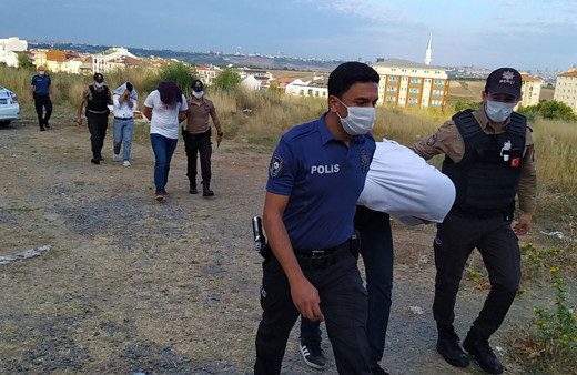 Küçükçekmece'de hırsızlık şüphelileri yakalanınca ‘spor yapıyoruz’ dedi