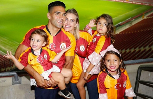 Al Rayyan, Falcao transferi için İstanbul'da