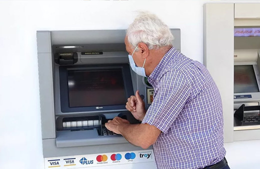 Bankalardan havale ücreti oyunu! 'Bankalar hukuk tanımıyor'