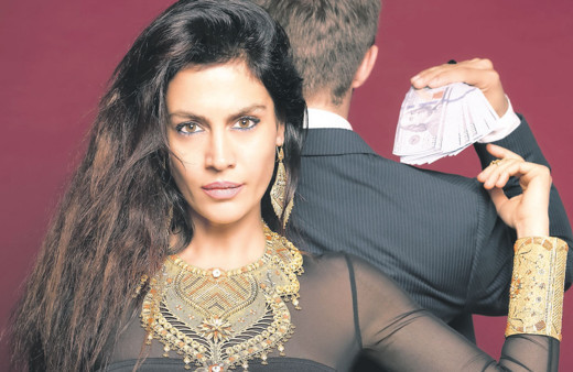 Tuğba Ekinci sınırları aştı kalça fotoğrafı paylaşımıyla pes dedirtti