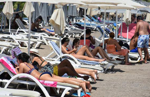 Bilim Kurulu üyelerinden tüyler ürperten açıklamalar! Vaka sayıları çok artacak