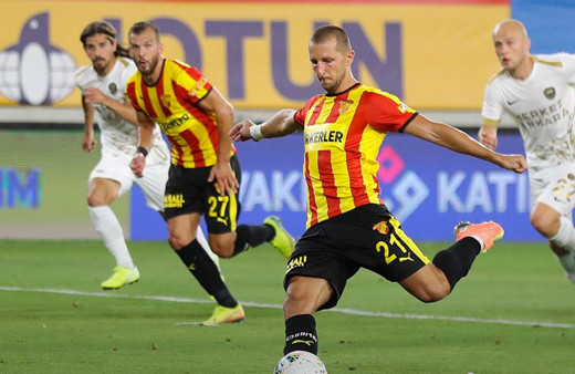 Göztepe Wilczek'i Kopenhag'a sattı