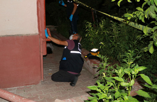 4'üncü kattaki balkondan düşen yaşlı kadın öldü