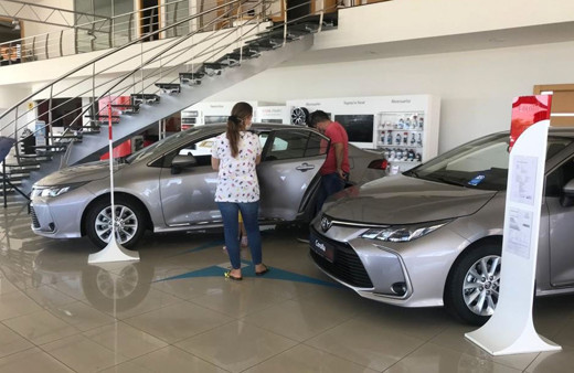 Toyota Aksoy Plaza Satış Müdürü Alper Onay ikinci el fiyatlarına tepki gösterdi